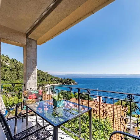 Beachside Mia Apartman Medveja