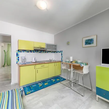 Apartman Beachside Mia *