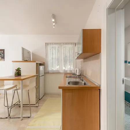 Apartman Beachside Mia Medveja